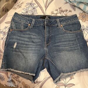 1822 Denim Distressed Blue Jean Shorts